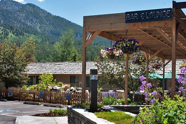 lounge body resorts in wyoming