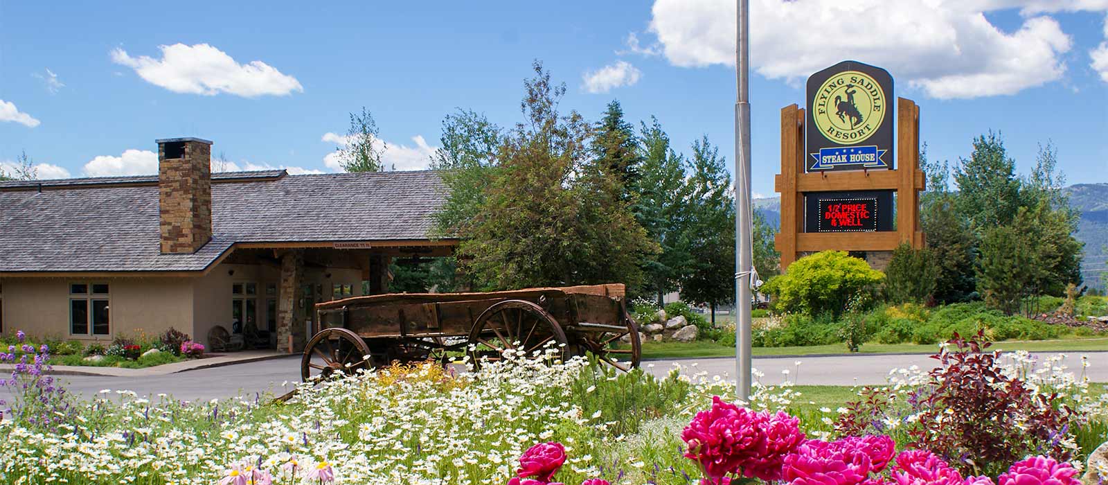 Deluxe Alpine WY Hotel Rooms Flying Saddle Resort